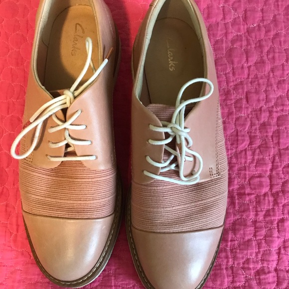 Clarks Shoes - Pink oxford Clark’s